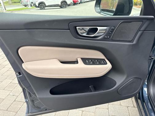 Denim Blue Metallic 2026 Volvo XC60 B5 Plus