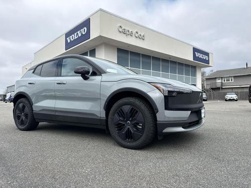 Vapour Grey Metallic 2026 Volvo EX30 Cross Country Ultra, Twin Motor Performance, Fully electric