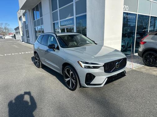 2025 Volvo XC60 Plug-In Hybrid Ultra, T8 AWD Electric/Gasoline, Dark