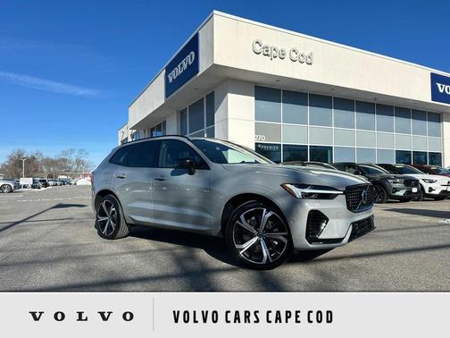 2025 Volvo XC60 Plug-In Hybrid Ultra, T8 AWD Electric/Gasoline, Dark