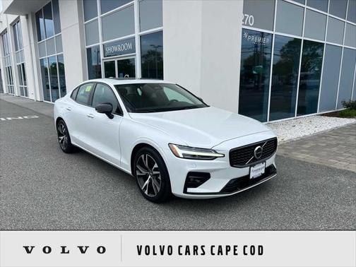2025 Volvo S60 B5 Core