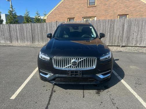 2024 Volvo XC90 Recharge Plug-In Hybrid T8 Ultimate 6-Seater