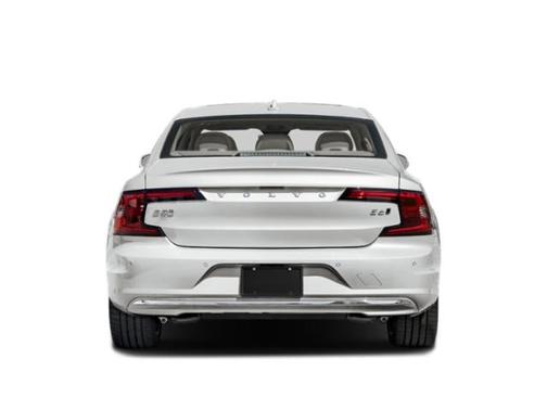 2025 Volvo S90 B6 Plus