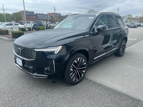 2025 Volvo XC90 Plug-In Hybrid T8 Plus 7-Seater