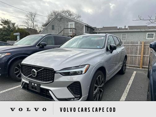 Silver Dawn Metallic 2023 Volvo XC60 B5 Plus Dark Theme