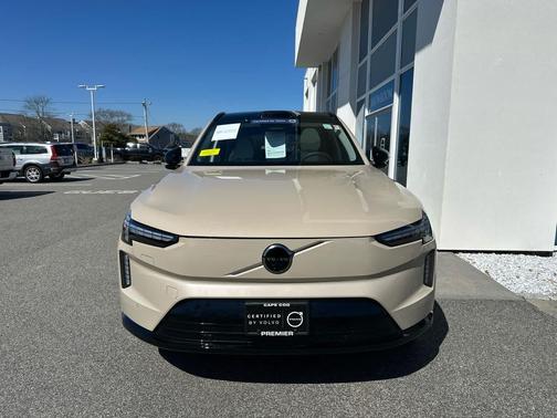 2025 Volvo EX90 Ultra, Twin Motor, Fully electric, 6 Seats