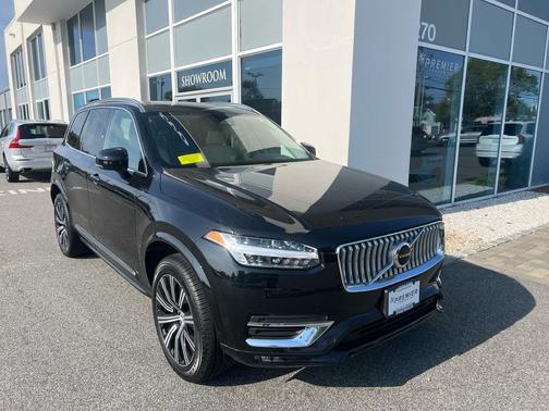 2024 Volvo XC90 B5 Core Bright Theme