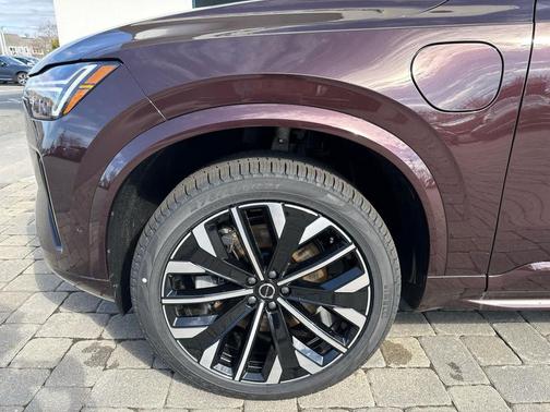 Mulberry Red Metallic 2026 Volvo XC90 Plug-In Hybrid Ultra Dark Theme, T8 AWD, Electric/Gasoline, 6 Seats