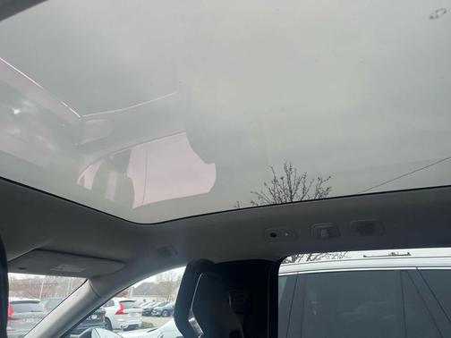 2025 Volvo EX90 Ultra, Twin Motor Performance, Fully electric, 7 Seats