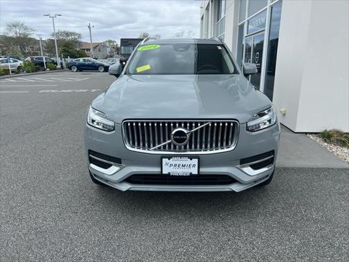 2024 Volvo XC90 B5 Core Bright Theme