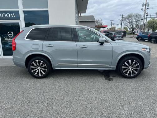 2024 Volvo XC90 B5 Core Bright Theme