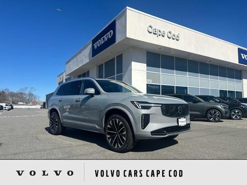 2025 Volvo XC90 B6 Plus 7-Seater