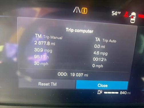 2024 Volvo S60 B5 Core Dark Theme