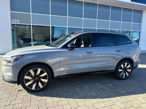 Vapour Grey Metallic 2025 Volvo EX90 Twin Motor Performance Ultra
