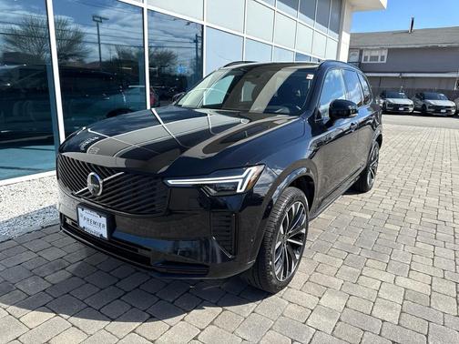 Onyx Black Metallic 2026 Volvo XC90 Ultra Dark Theme, B6 AWD Gas (mild hybrid), Gasoline, 7 Seats