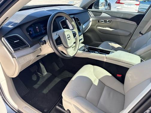 Denim Blue Metallic 2024 Volvo XC90 B5 Core Bright Theme