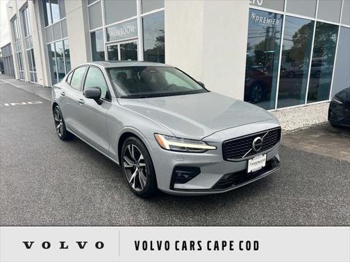 2025 Volvo S60 B5 Core