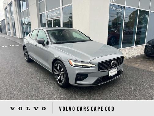 2025 Volvo S60 B5 Core