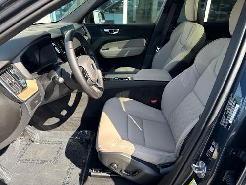 Denim Blue Metallic 2026 Volvo XC60 B5 Core