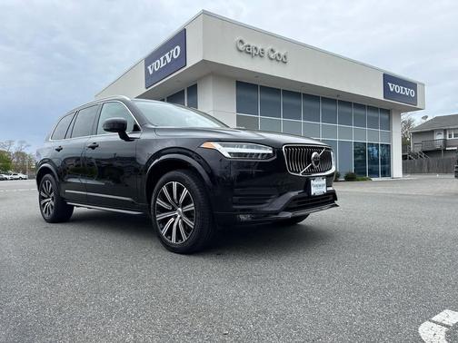 Onyx Black Metallic 2023 Volvo XC90 B5 Core