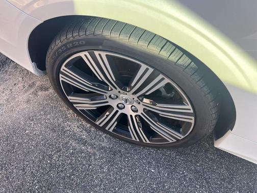 2025 Volvo S90 B6 Ultra