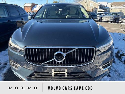 2021 Volvo XC60 Recharge Plug-In Hybrid T8 Inscription Expression
