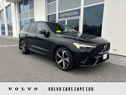 2022 Volvo XC60 Recharge Plug-In Hybrid T8 R-Design