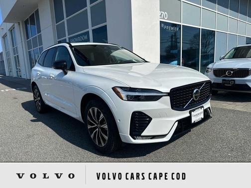 2025 Volvo XC60 B5 Plus