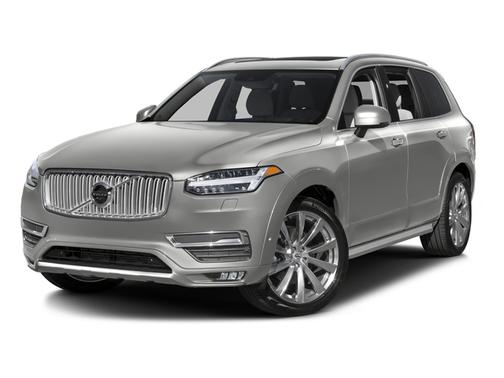 2016 Volvo XC90 T6 Momentum