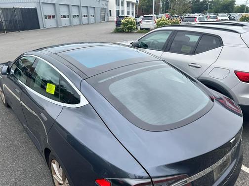 2015 Tesla Model S 85D
