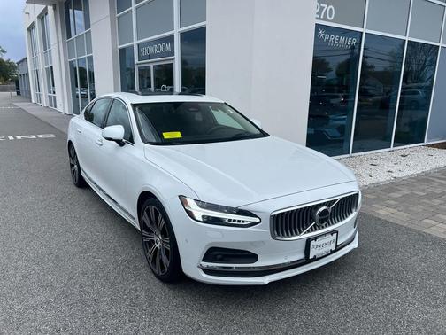 2022 Volvo S90 B6 Inscription