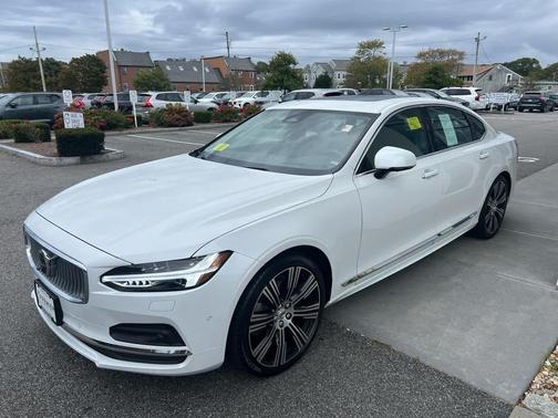 2022 Volvo S90 B6 Inscription