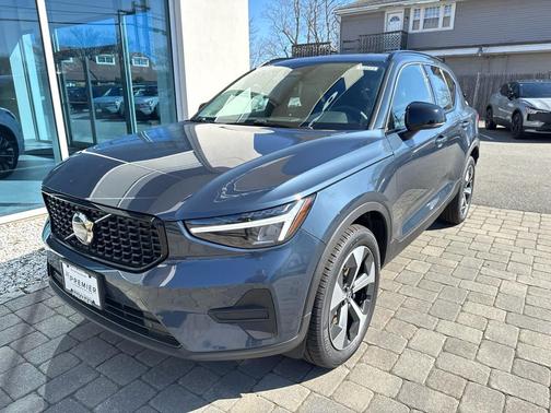 Denim Blue 2026 Volvo XC40 Core, B5 AWD Gas (mild hybrid), Dark