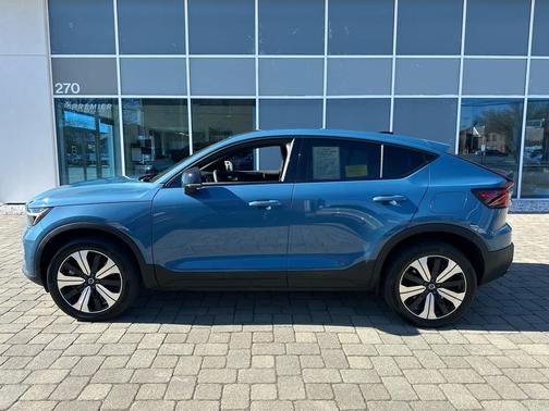 2023 Volvo C40 Recharge Pure Electric Twin Plus