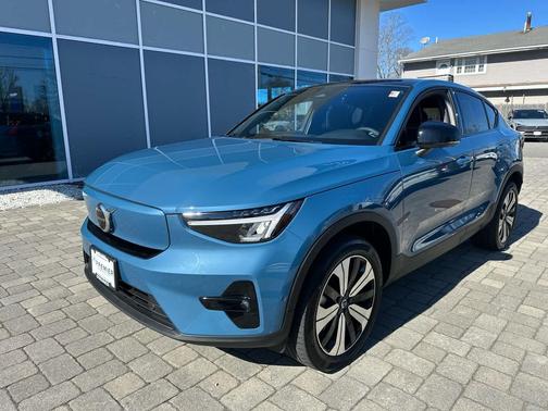 2023 Volvo C40 Recharge Pure Electric Twin Plus