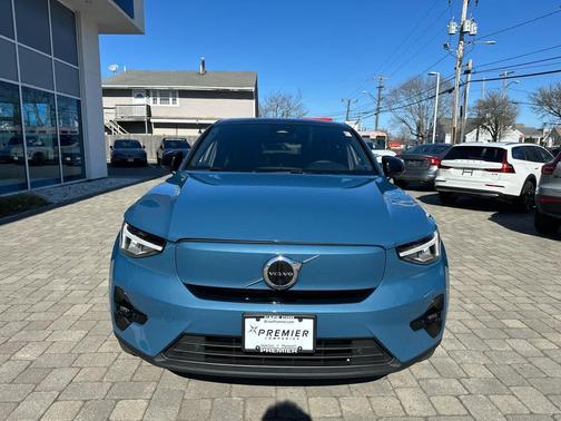 2023 Volvo C40 Recharge Pure Electric Twin Plus