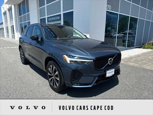2025 Volvo XC60 B5 Core
