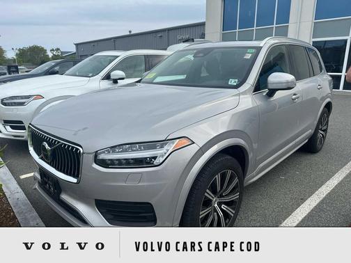 Silver Dawn Metallic 2023 Volvo XC90 B5 Core