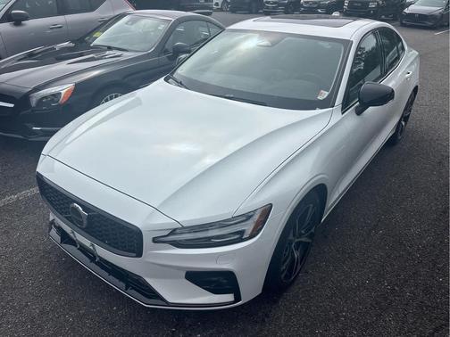 2025 Volvo S60 B5 Core