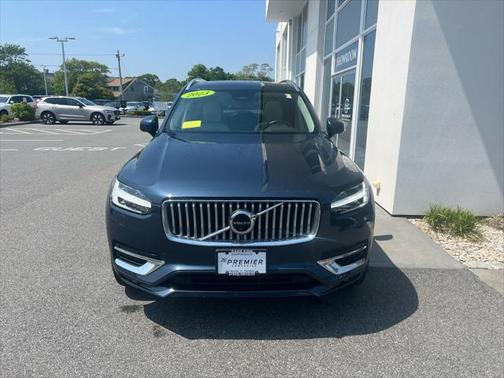 2023 Volvo XC90 B6 Plus 7-Seater