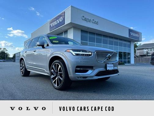 Silver Dawn Metallic 2023 Volvo XC90 B5 Plus