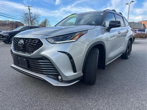 2023 Toyota Highlander XSE