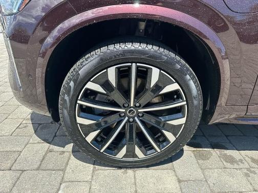 Mulberry Red Metallic 2026 Volvo XC90 Plug-In Hybrid Ultra, T8 AWD, Electric/Gasoline, Bright, 7 Seats