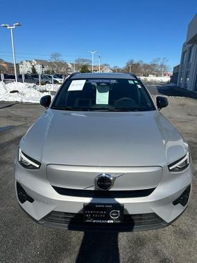 2023 Volvo XC40 Recharge Pure Electric Twin Plus