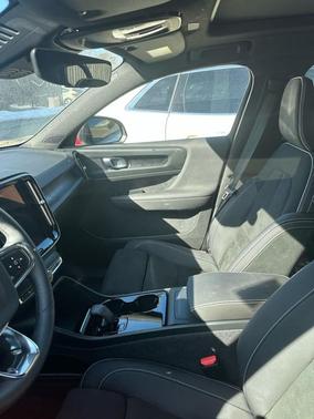 2023 Volvo XC40 Recharge Pure Electric Twin Plus