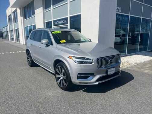 2024 Volvo XC90 B6 Ultimate Bright Theme 7-Seater