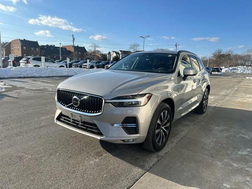 2023 Volvo XC60 B5 Core
