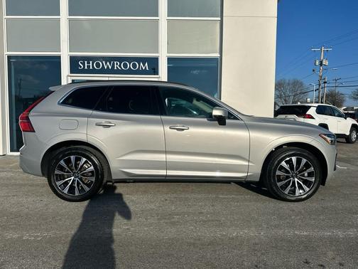 2023 Volvo XC60 B5 Core