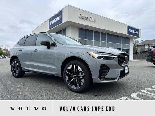 Vapour Grey Metallic 2026 Volvo XC60 B5 Plus