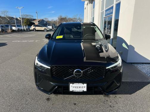 2026 Volvo XC60 B5 Ultra